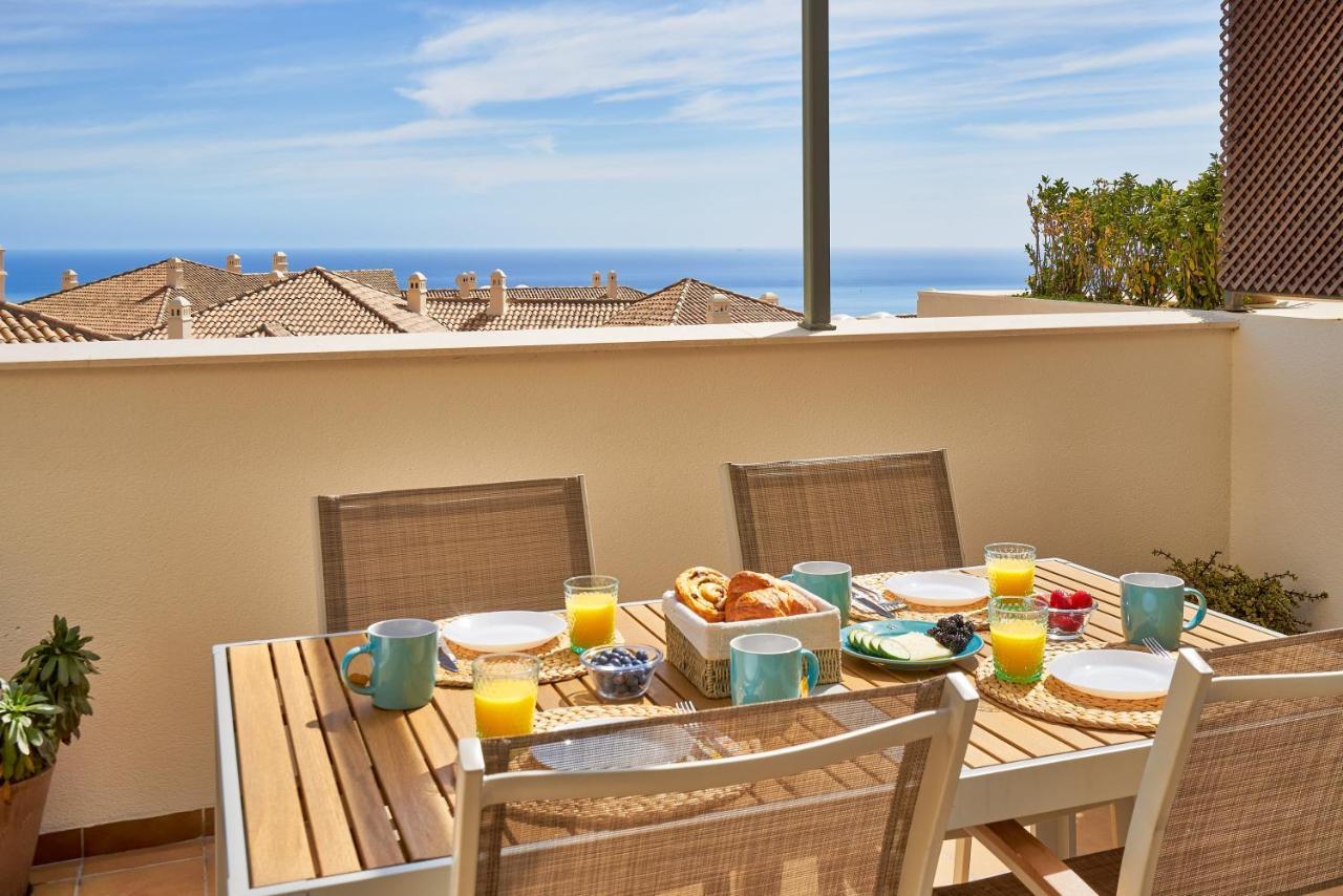 Sea View Penthouse, Pool, Privacy, Apartamento Benalmádena