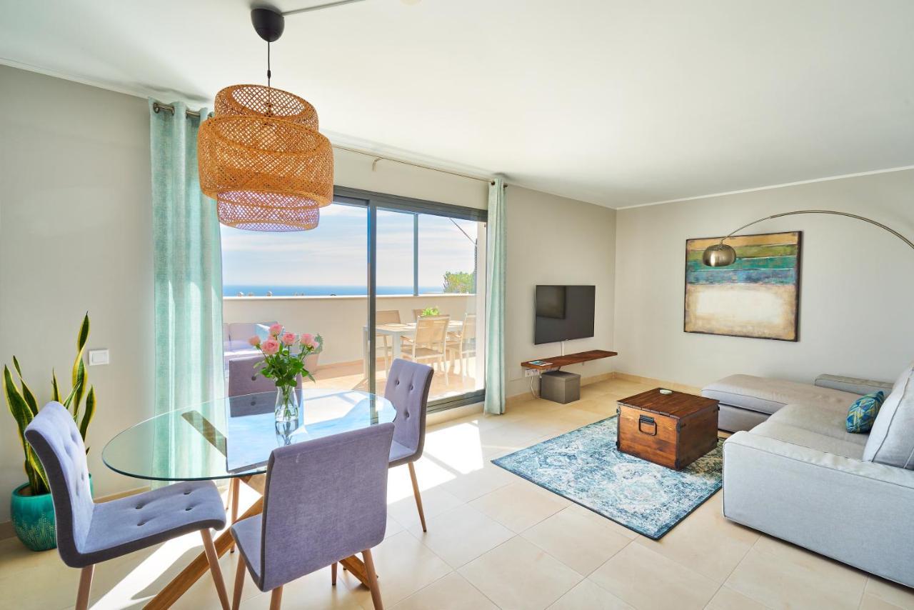 Sea View Penthouse, Pool, Privacy, Apartment *